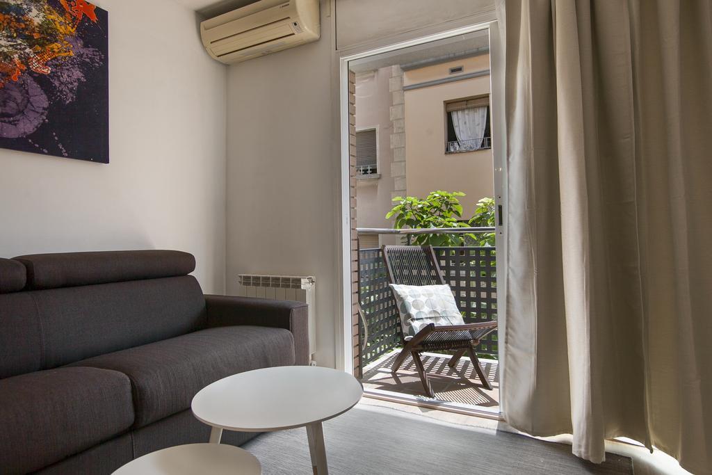 Tendency Apartments Fira L'Hospitalet de Llobregat Dış mekan fotoğraf
