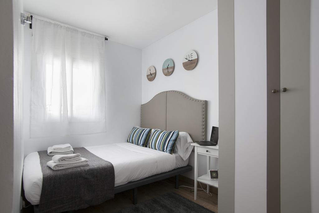 Tendency Apartments Fira L'Hospitalet de Llobregat Dış mekan fotoğraf